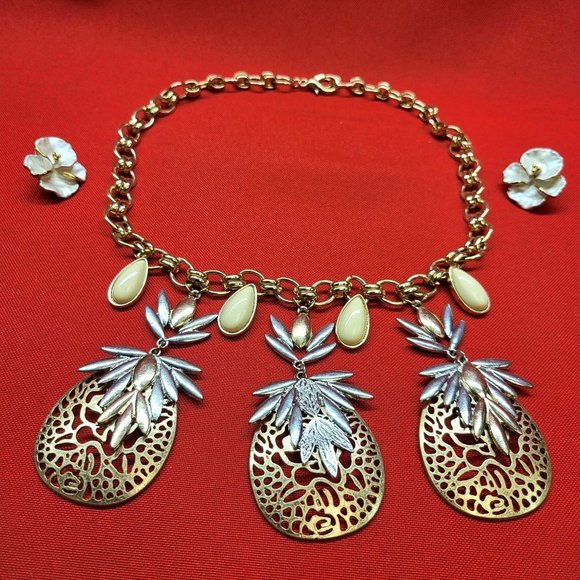 Pineapple Tropical Summer Themed Necklace & Floral Earrings Set - Picture 8 of 10